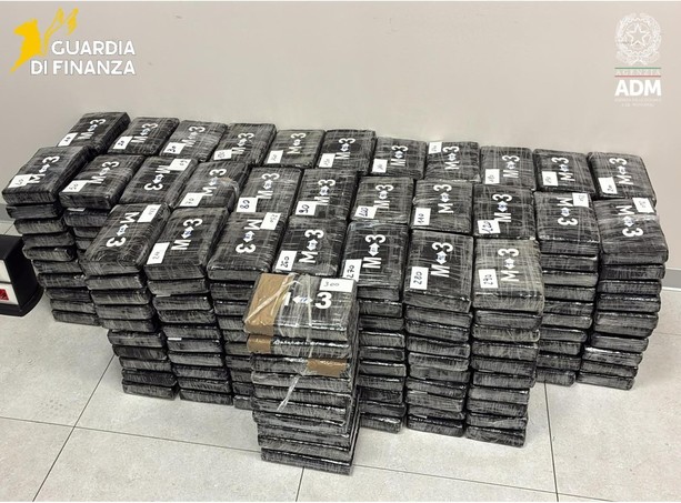 Se 340 Kg di cocaina vi sembran pochi Se 340 Kg di cocaina vi sembran pochi
