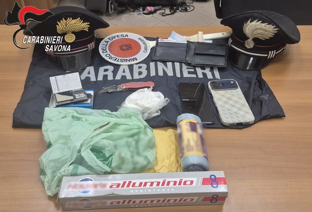 Spaccio e resistenza, un arresto Spaccio e resistenza, un arresto