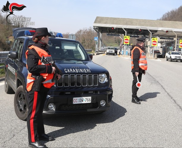 Truffe online per 450mila euro: tre denunciati Truffe online per 450mila euro: tre denunciati