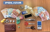 Droga nascosta sugli alberi: due arresti