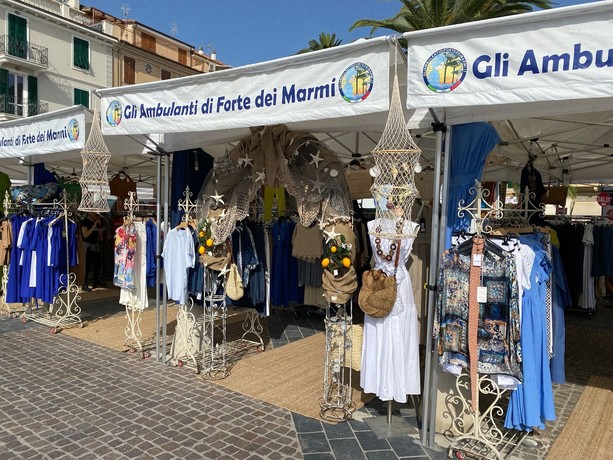 Torna nel savonese il mercato di Forte dei Marmi