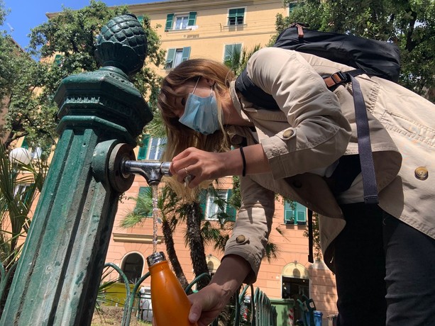 L’acqua in cartone: l'ambientalismo di facciata della Liguria