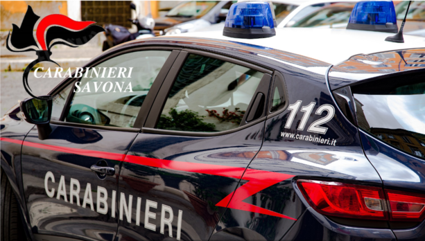 Albisola, carabiniere in spiaggia blocca borseggiatore