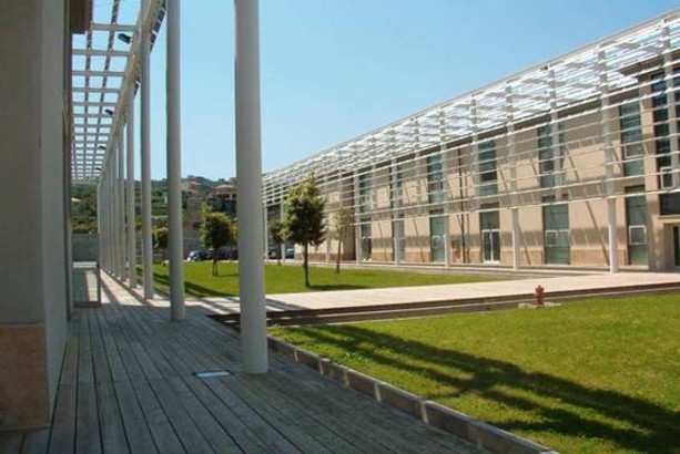 A Savona l'università per pochi?