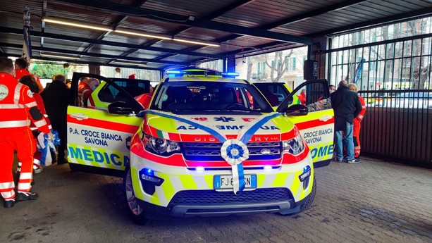 Una nuova automedica per la Croce Bianca