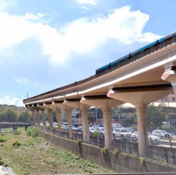 Così Toti porta il cemento nel fiume