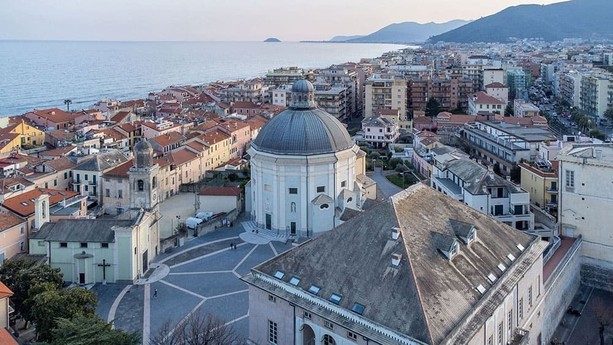 Riviera di ponente: nel Finalese e nell'entroterra savonese vanno il trilocale e il bilocale ristrutturato