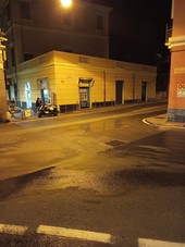 Finale, rottura dell'acquedotto all'incrocio dei quattro canti