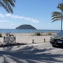 Relazioni pubbliche, evasioni private Relazioni pubbliche, evasioni private