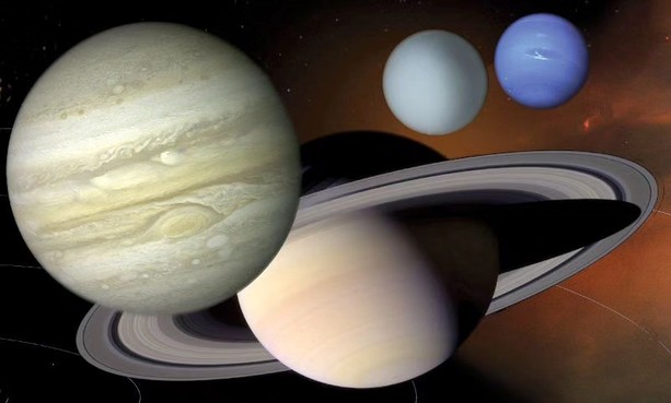 Giove e Saturno al telescopio