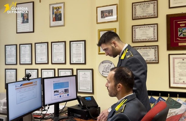Savona, arrestata consulente finanziaria