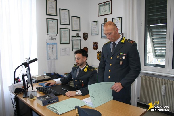 Estorsione sessuale online Estorsione sessuale online