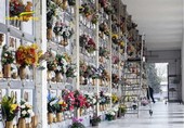 Furti e lavoro nero al cimitero: nei guai un caposervizio del Ponente
