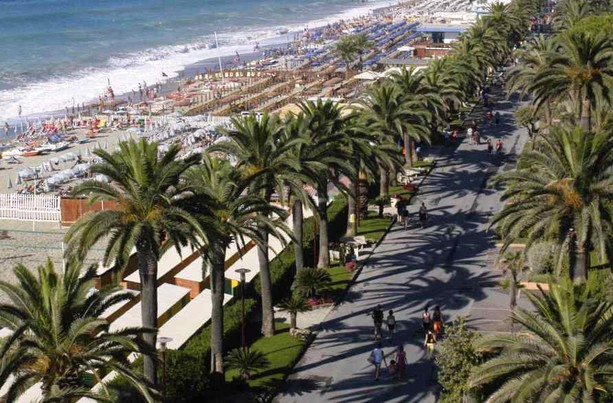 Finale Ligure, Angelo Berlangieri: “Ecco il piano di riqualificazione del lungomare”