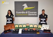 Orologi di lusso contraffatti: un denunciato