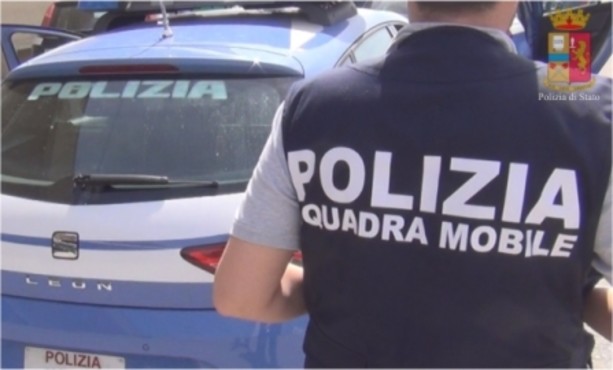 Savona, tre giovani arrestati per rapina