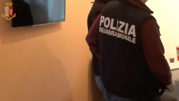 Operazione antidroga della Squadra Mobile a Loano, cinque denunciati