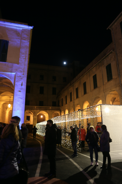 Biblioteca a Palazzo Santa Chiara?