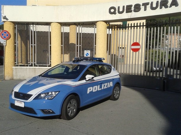 Furti in città, denunciato un minorenne