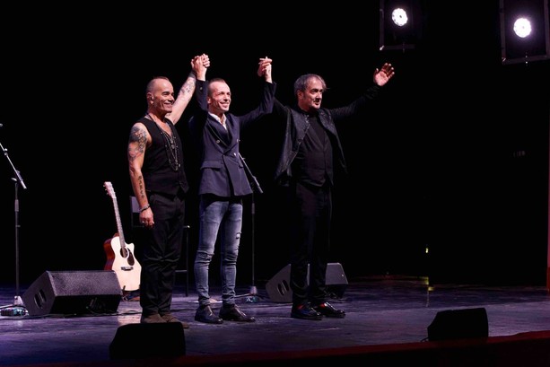 FestivalContrario inizia con i Tazenda FestivalContrario inizia con i Tazenda