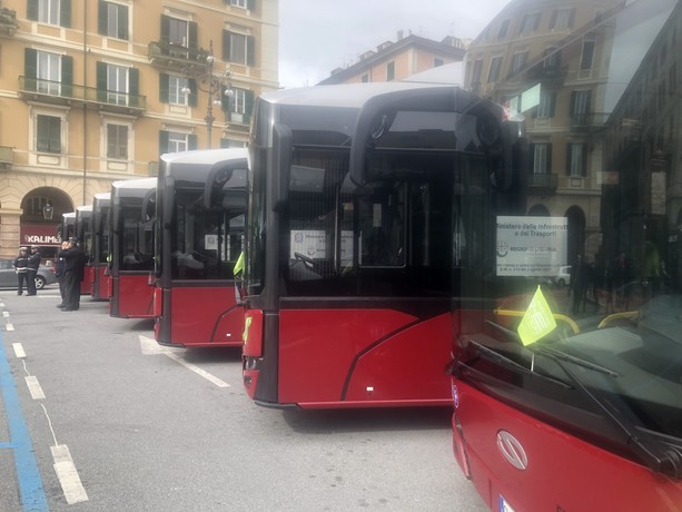 Chiusura Aurelia a Finale Ligure, le modifiche al servizio bus