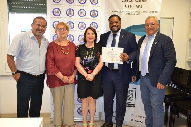L'USEI-APS riceve la visita del Console e Sindaco dominicano