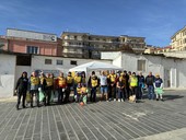 Savona, i volontari puliscono la spiaggia